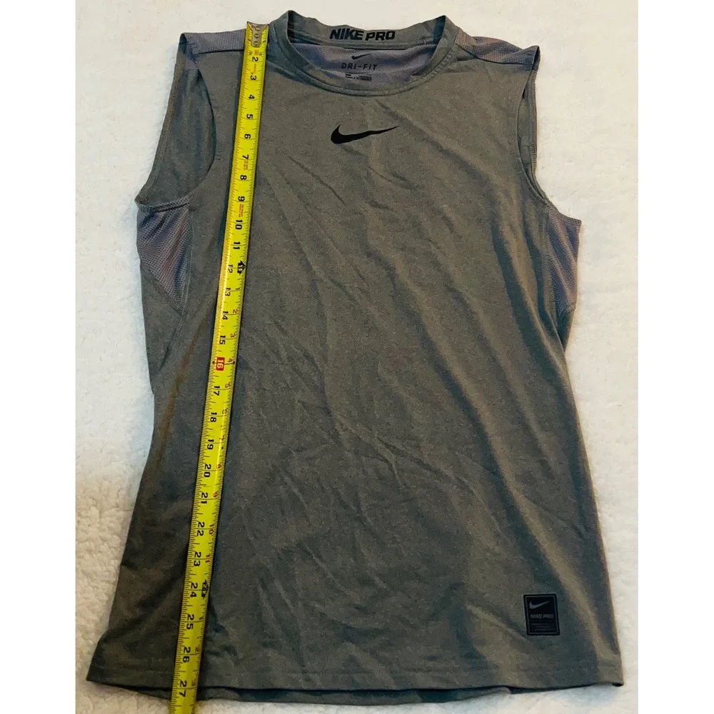 Nike Pro Dri-FIT Mens Sleeveless Training Top Gray Heather Mesh Small